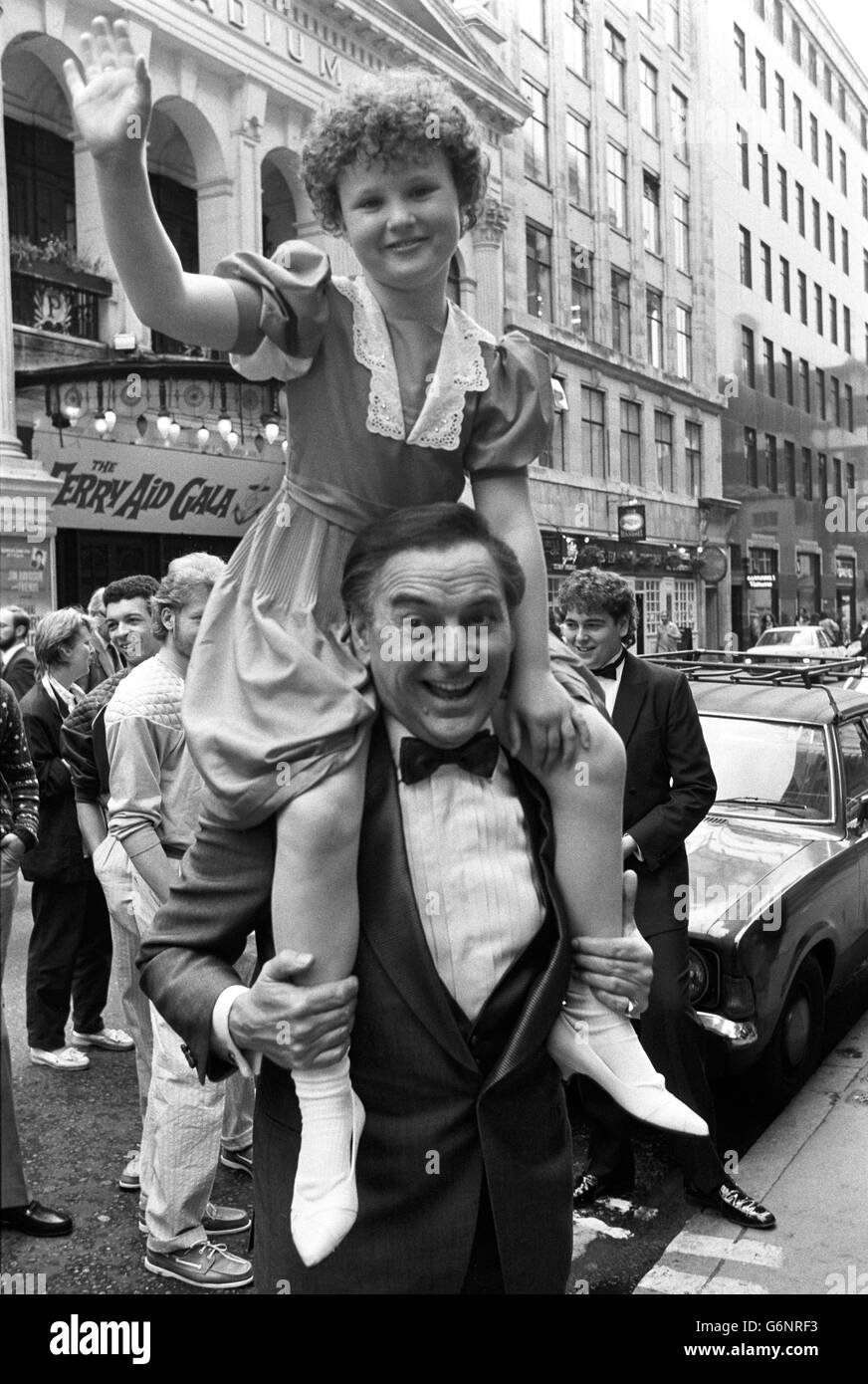 Monkhouse Fotos und Bildmaterial in hoher Auflösung Alamy