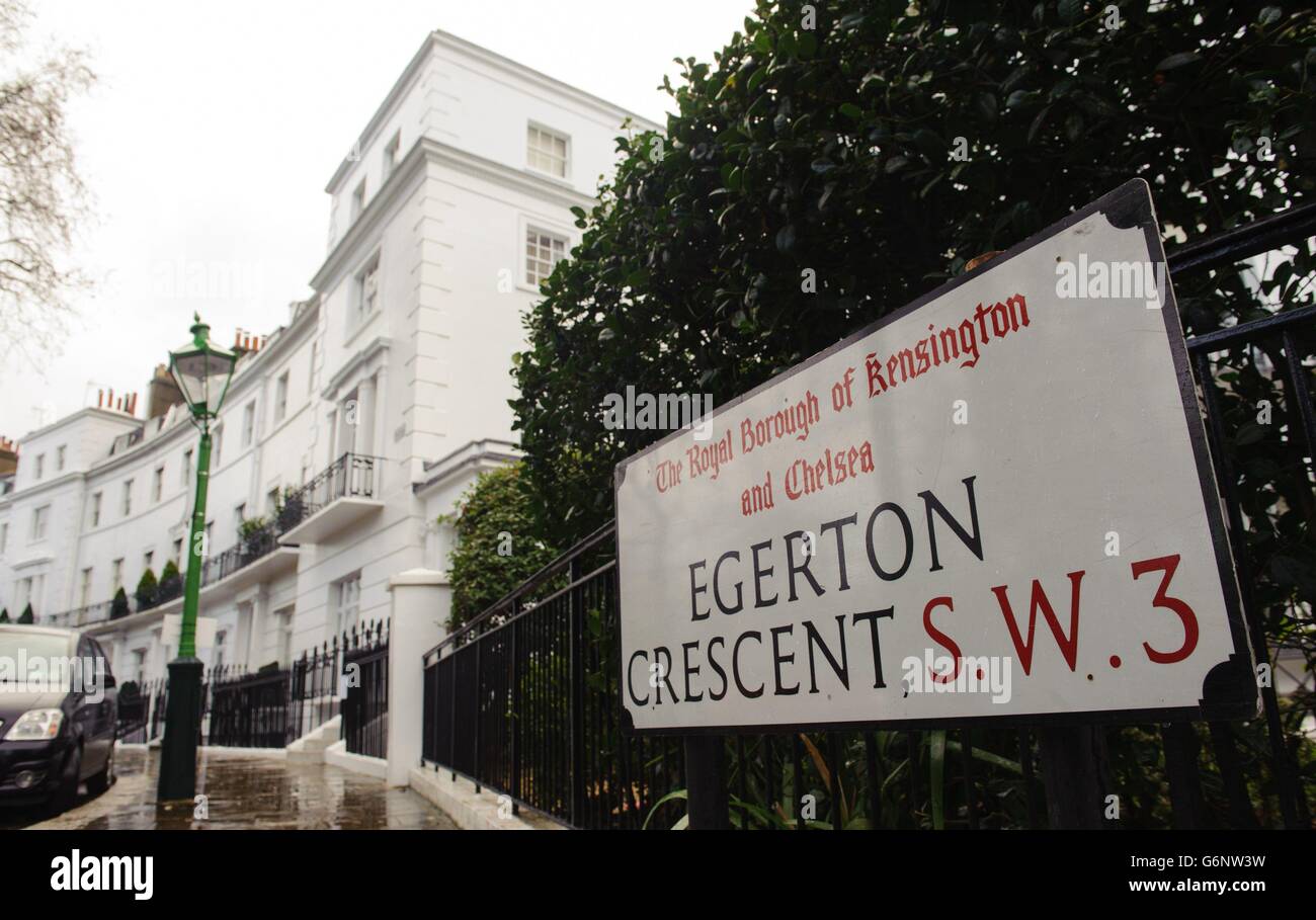 Eine allgemeine Ansicht von Egerton Crescent, in Kensington, London, die als Lloyds Bank Bericht als der liebste Ort zum Leben genannt wurde, mit dem Stadtteil Kensington und Chelsea Heimat von sechs der 10 teuersten Straßen in England und Wales. Stockfoto