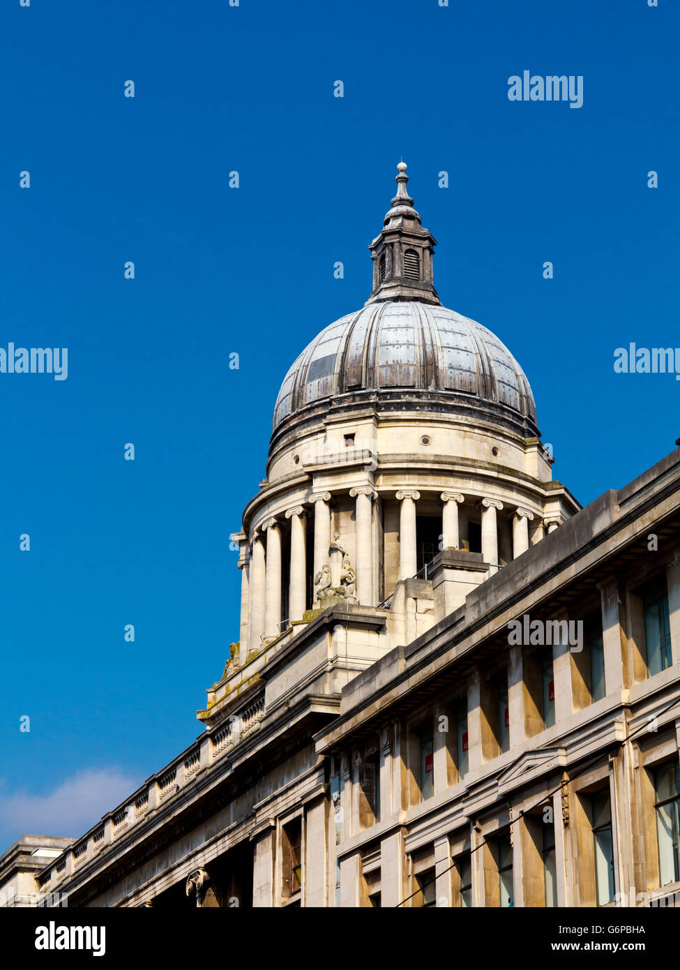 Neo-barocken Kuppel des Nottingham Council House Nottinghamshire England UK von Thomas Cecil Howitt entworfen und 1929 eröffnet Stockfoto