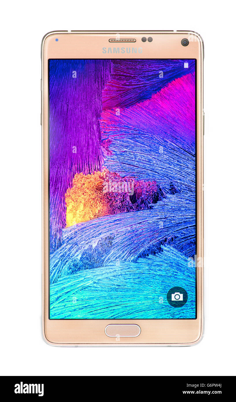 Varna, Bulgarien - 27. Februar 2015: Studioaufnahme von gold Smartphone Samsung Galaxy Note 4, mit 16 mP Kamera, Quadcore-2,7 GH Stockfoto
