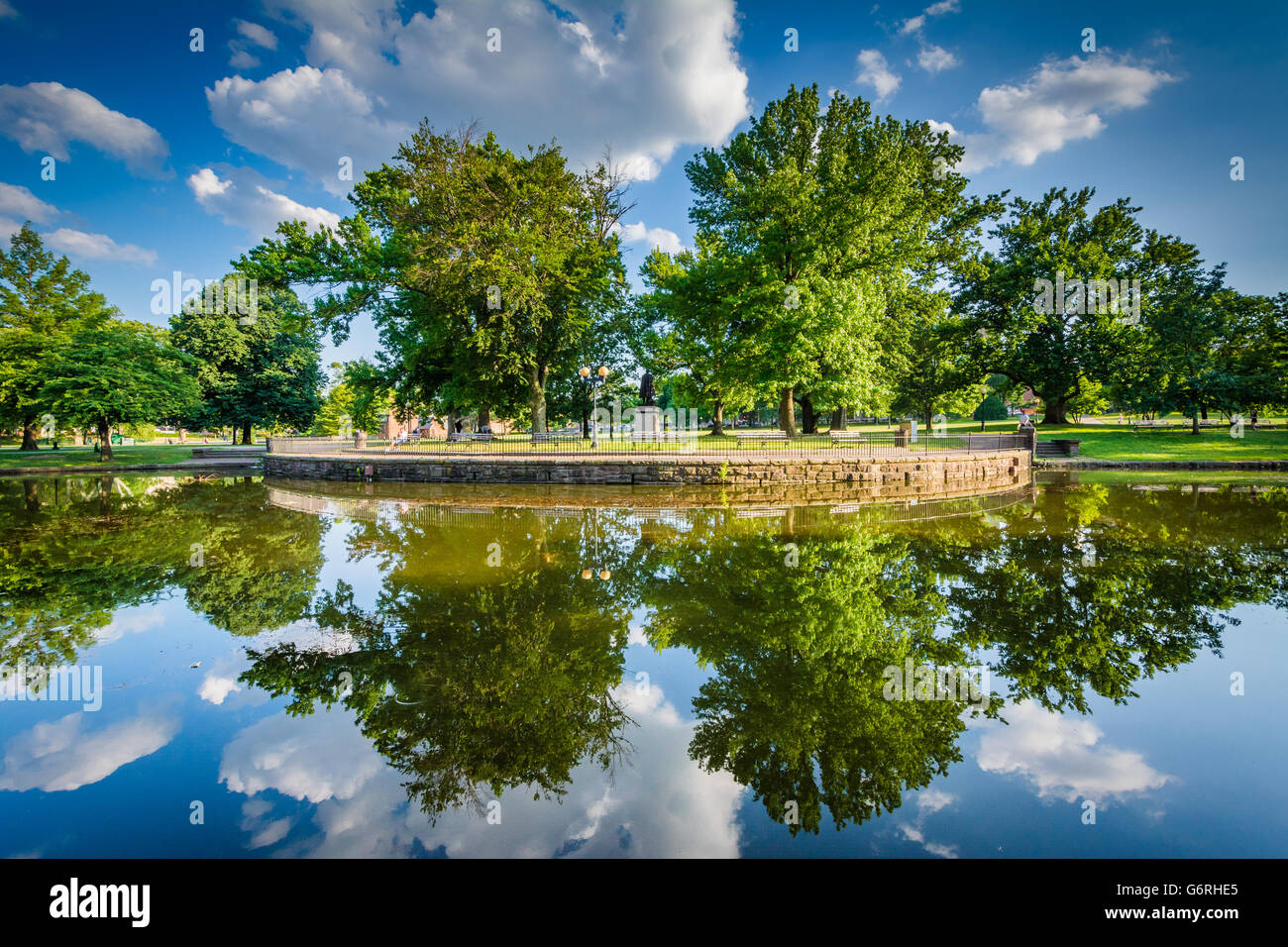 Der Seerosenteich im Bushnell Park in Hartford, Connecticut. Stockfoto