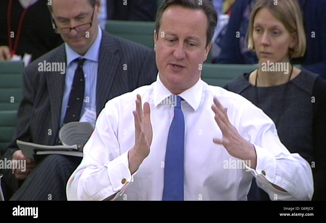 Premierminister David Cameron gibt vor dem Joint Committee on National Security Strategy im Londoner Portcullis House Beweise. Stockfoto