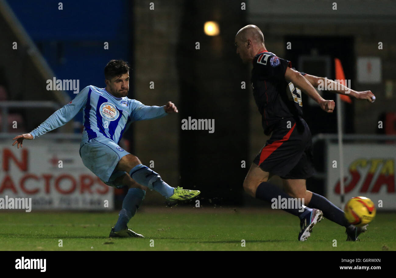 Fußball - Himmel Bet League One - Coventry City V Carlisle United - Sixfields Stadion Stockfoto