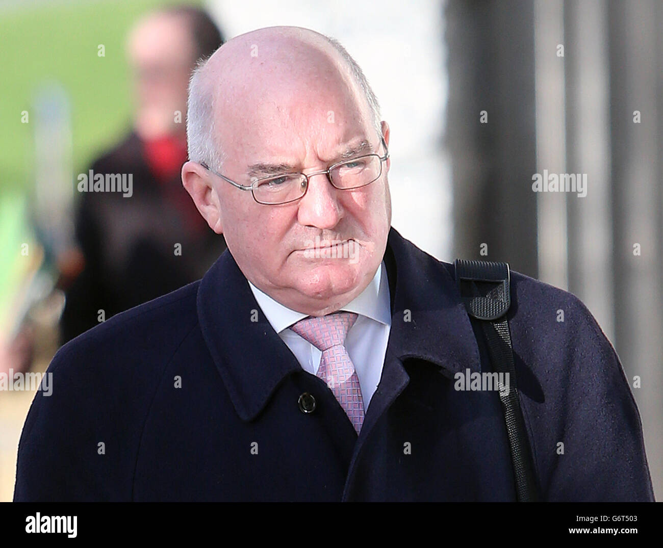 Der ehemalige Anglo Irish Bank-Chef Willie McAteer kommt beim Circuit Criminal Court, Dublin, während des Betrugs-Prozesses gegen ehemalige Führungskräfte der Anglo Irish Bank an. Stockfoto