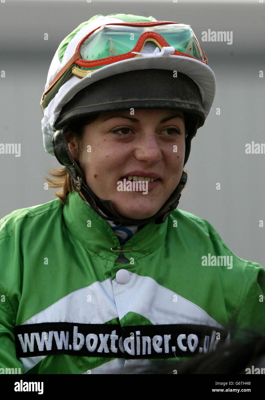 Jockey lehrling miss lisa jones bei wolverhampton rennen -Fotos und ...