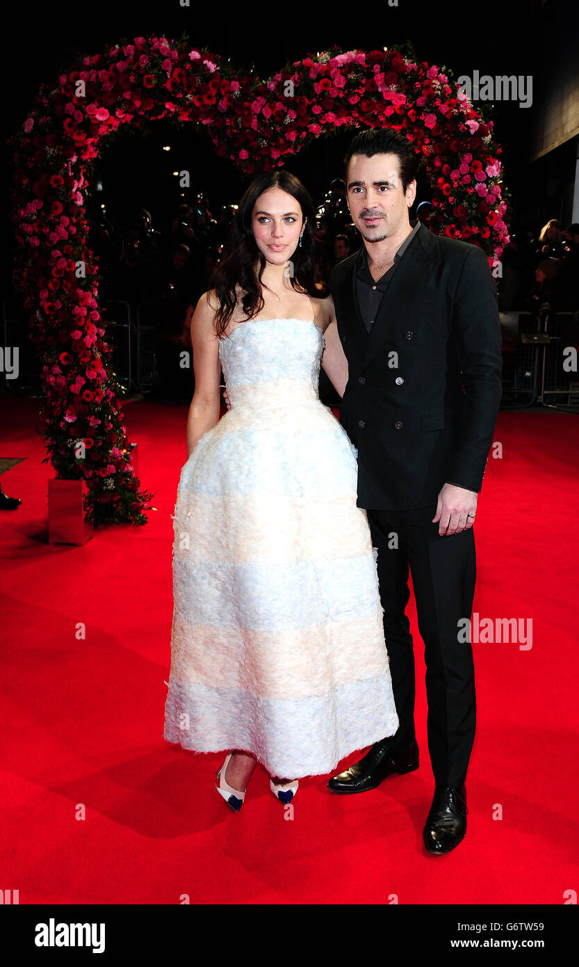 Jessica Brown Findlay (links) und Colin Farrell bei der Premiere VON A New York Winter's Tale im Odeon Kensington, London. Stockfoto