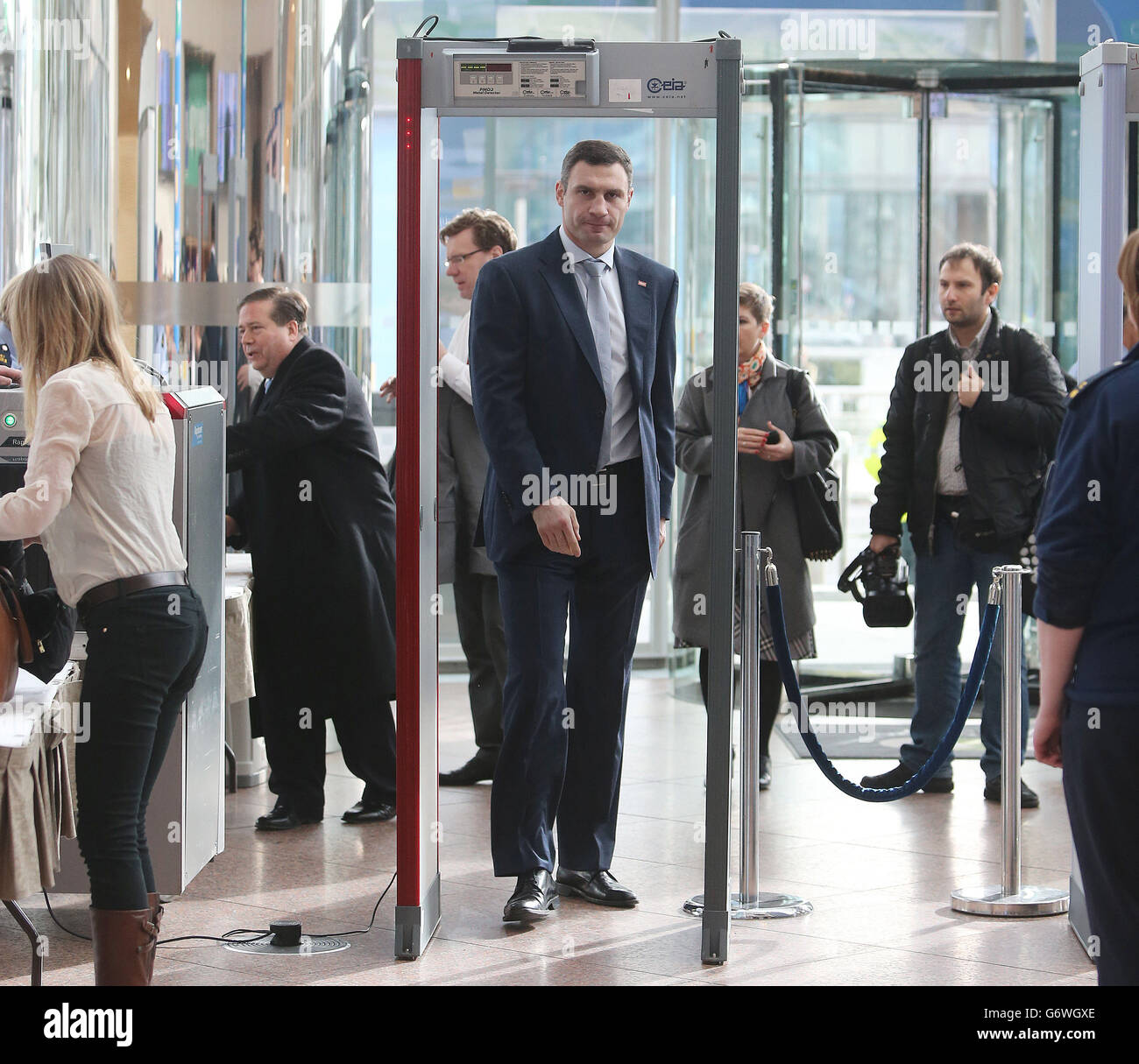 Der ukrainische Politiker und ehemalige Schwergewichtsboxer Vitali Klitschko kommt zu einem Treffen des Europäischen Volkspartei-Kongresses im Convention Center in Dublin. Stockfoto