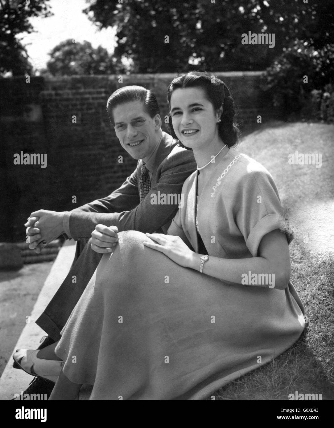 News - Engagement - Earl of Harewood und Marion Stein - Str. Jamess Palast, London Stockfoto