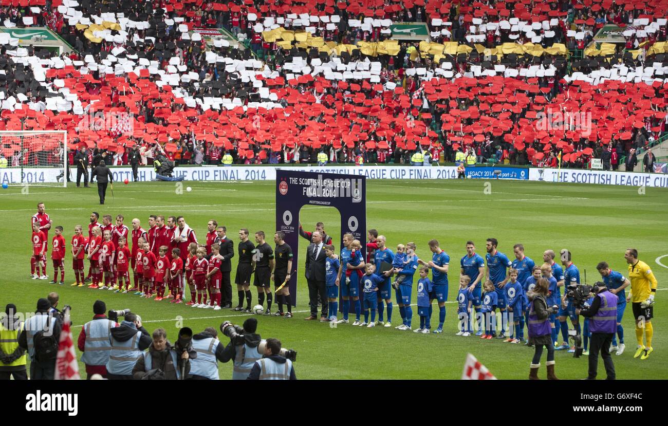 Fußball - Scottish Communities League Cup - Finale - Aberdeen / Inverness Caledonian Thistle - Celtic Park. Teams stehen beim Scottish Communities League Cup Final im Celtic Park, Glasgow, an. NUR FÜR REDAKTIONELLE ZWECKE Stockfoto