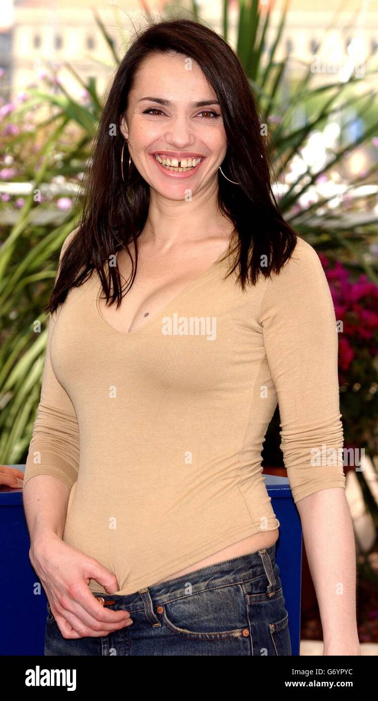 Beatrice Dalle 57th Cannes Film Festival Stockfotografie Alamy