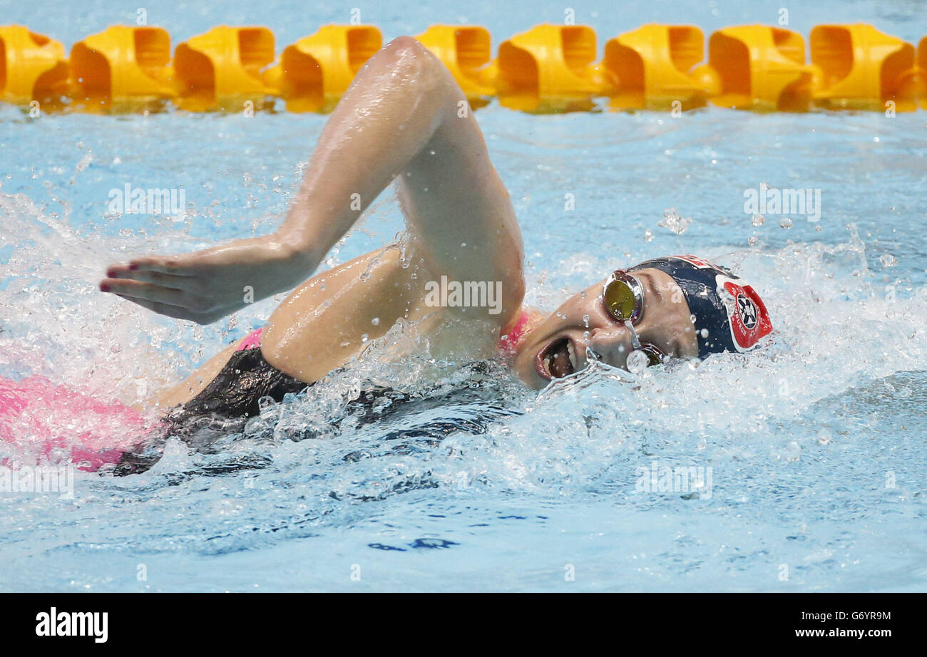 Caitlin McClatchey tritt bei den Women's Open 200m Freestyle Heat 7 während der British Gas Swimming Championships 2014 im Tollcross International Swimming Center, Glasgow, an. Stockfoto