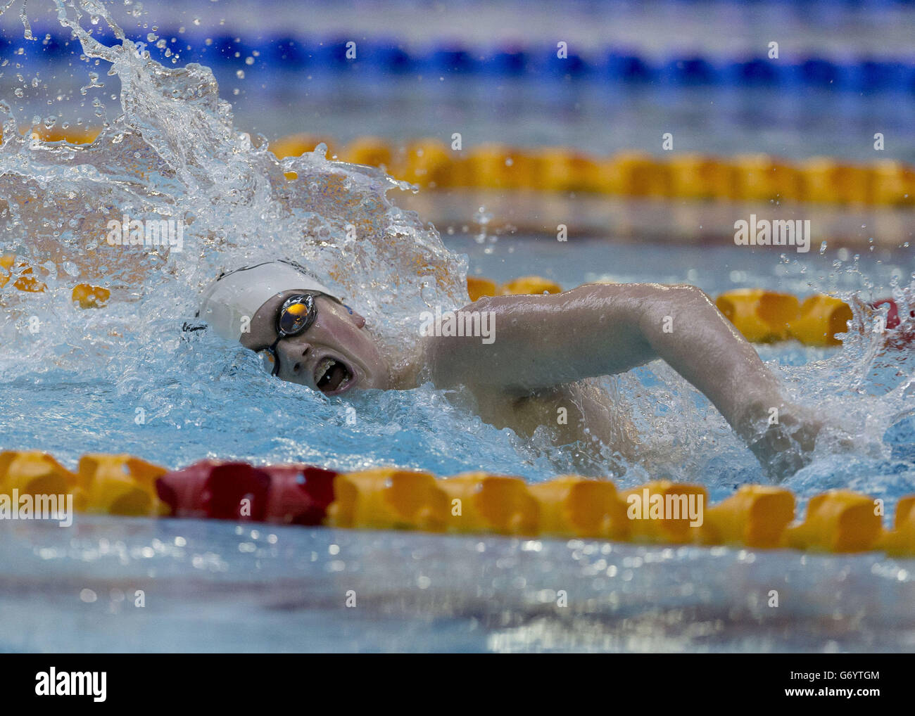 Thomas Hamer tritt während der British Gas Swimming Championships 2014 im Tollcross International Swimming Center, Glasgow, in der Mens para 200m Freestyle an. Stockfoto