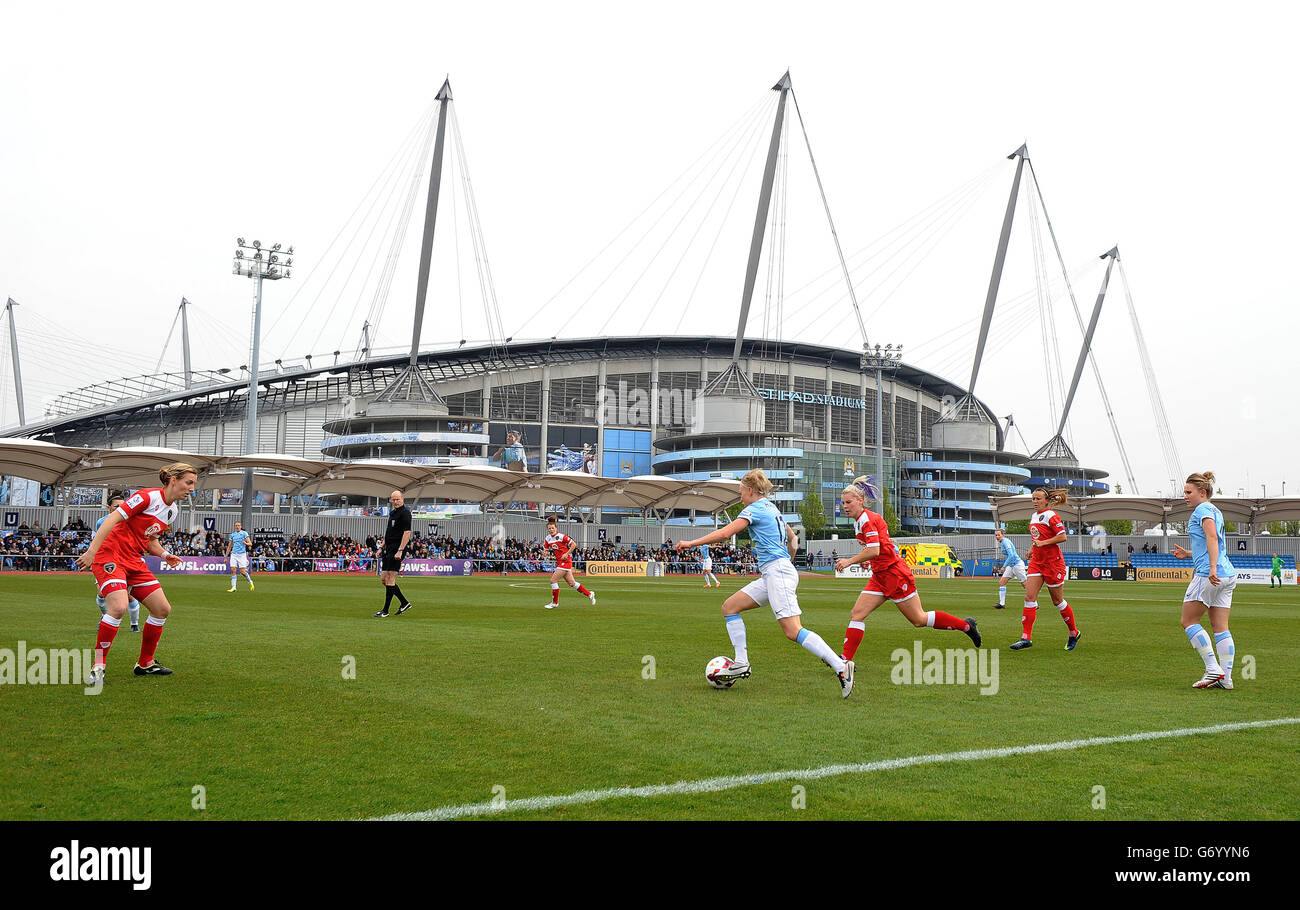 Fußball – FA Super League der Frauen – Manchester City Ladies gegen Bristol Academy Women – Manchester SportCity. Manchester City Ladies spielen Bristol Academy Women in Sport City im Schatten des Etihad Stadions Stockfoto