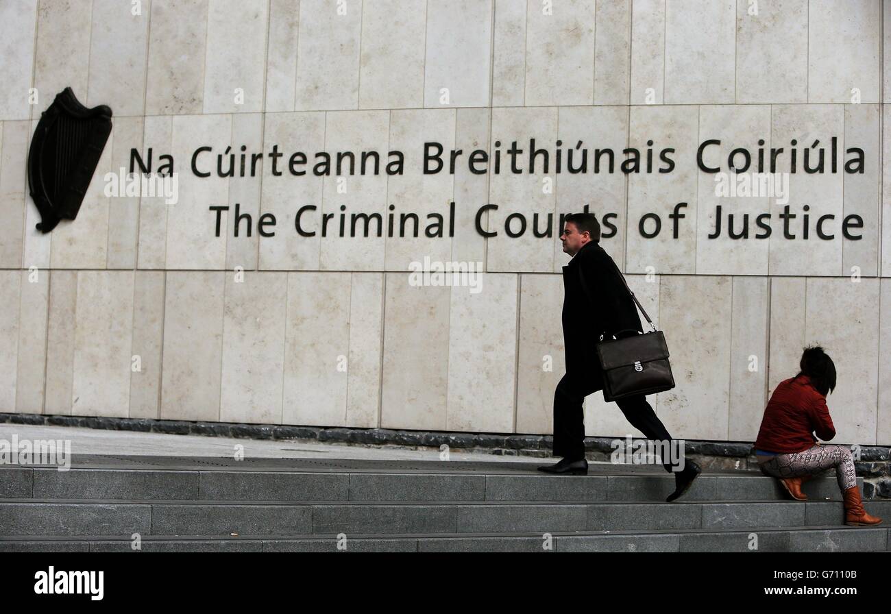 Der ehemalige Anglo Irish Bank-Chef Pat Whelan trifft während des Prozesses gegen ehemalige Anglo Irish Bank-Führungskräfte am Circuit Criminal Court in Dublin ein. Stockfoto