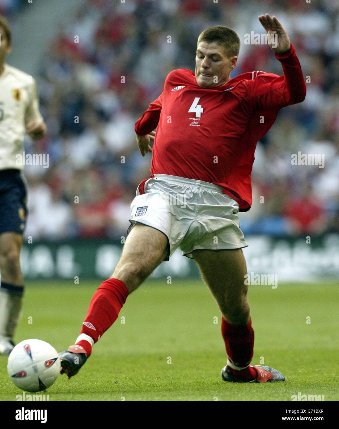 Steven Gerrard im Einsatz für England gegen Japan während des Internationalen Freundschaftsspiel im City of Manchester Stadium, Manchester. Stockfoto