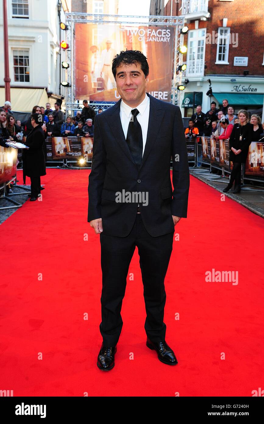 Autor und Regisseur Hossein Amini bei der UK Premiere der zwei Gesichter im Januar, im Curzon Mayfair im Zentrum von London. Stockfoto