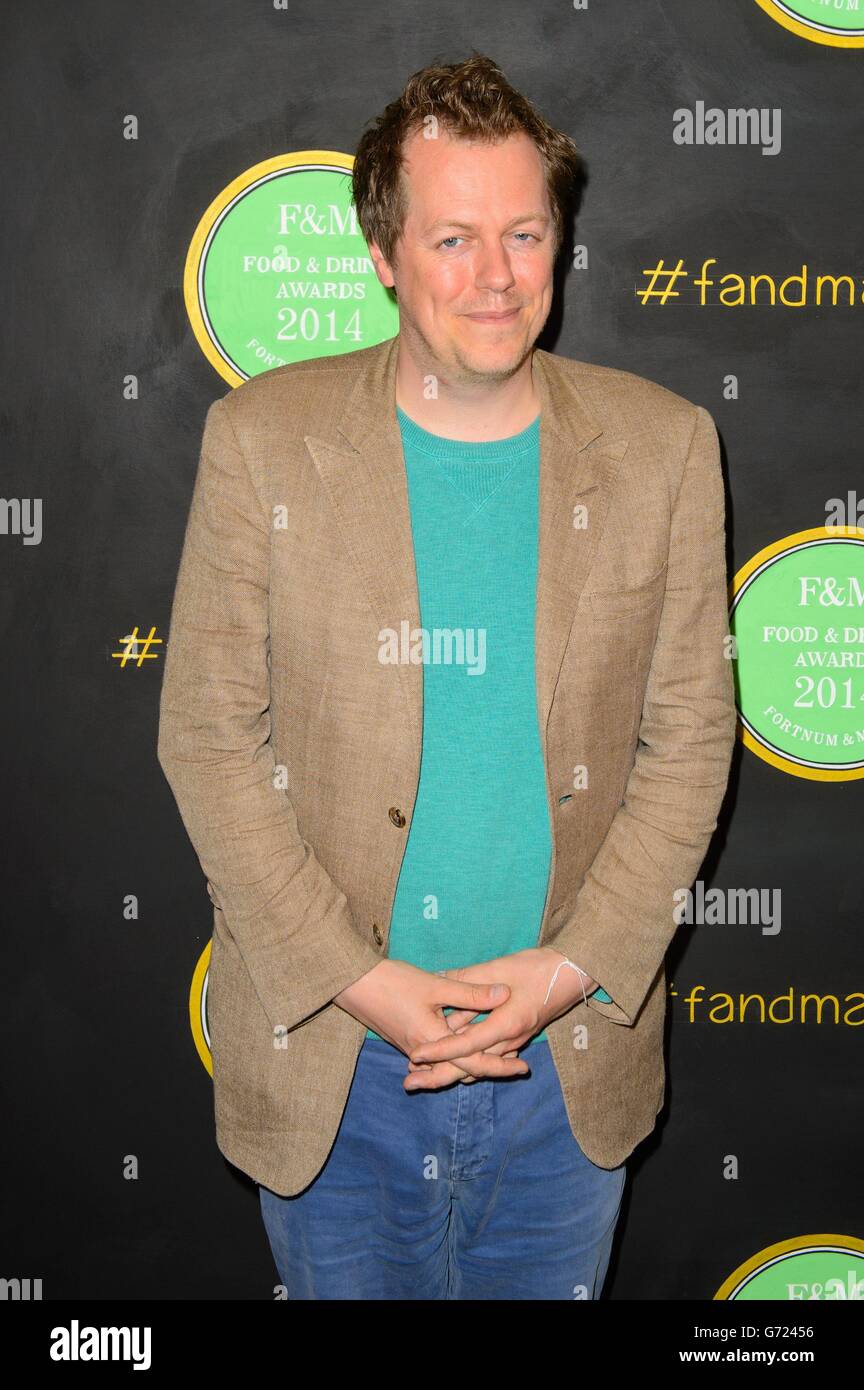 Tom Parker Bowles bei der Ankunft bei den Fortnum & Mason Food and Drink Awards, bei Fortnum & Mason, in Piccadilly, im Zentrum von London. Stockfoto