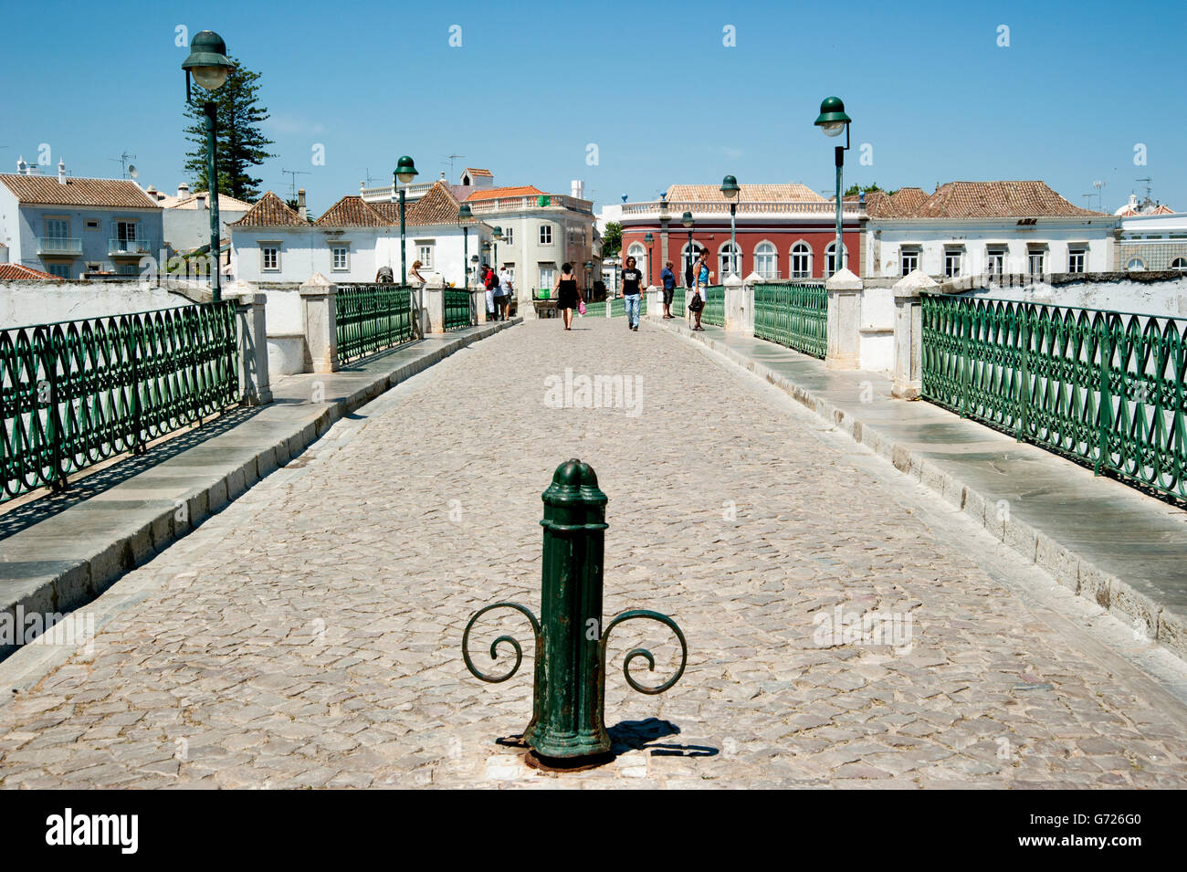 Ponte Romana in der Stadt Tavira, Ost-Algarve, Portugal, Europa Stockfoto
