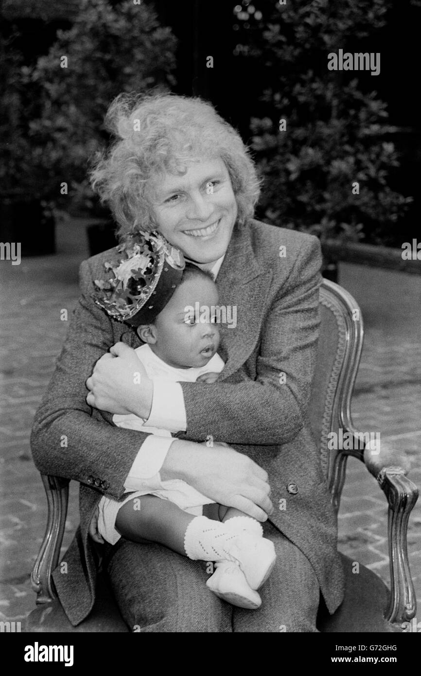 News - Stiefel Baby des Jahres - Veniece Thomas - Howard Hotel, London Stockfoto