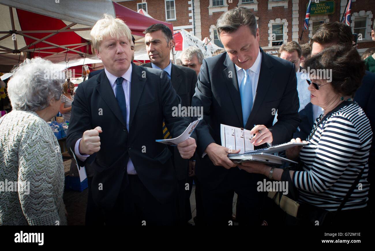 David Cameron und Boris Johnson Besuch in Newark Stockfoto