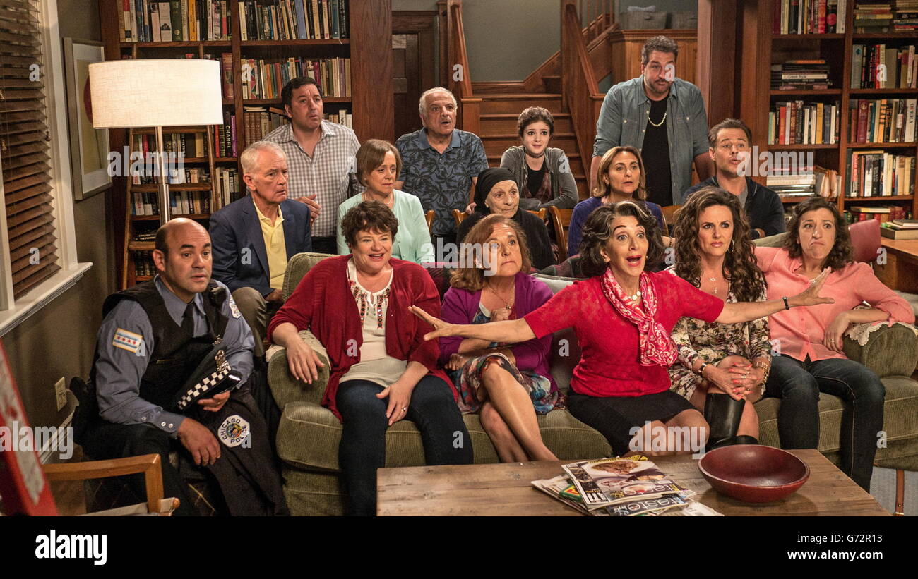 Datum der Freigabe: 25. März 2016 Titel: My Big Fat Greek Hochzeit 2 STUDIO: Universal Bilder Direktor: Kirk Jones PLOT: A Portokalos Familiengeheimnis bringt die beliebten Charaktere wieder zusammen für eine noch größer und Greeker Hochzeit Darsteller: Nia Vardalos, John Corbett, Michael Constantine (Credit: C Universal Pictures/Entertainment Bilder /) Stockfoto