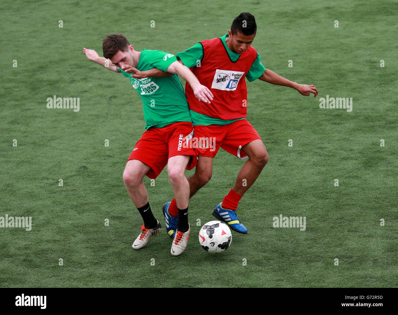 Action von den StreetGames Fußballpools Fives im House of Sport, Cardiff. Stockfoto