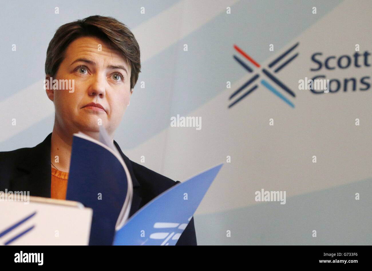 Ruth Davidson, die Vorsitzende der schottischen Konservativen bei der Veröffentlichung des Berichts der kommission für die Dezentralisierung der Konservativen im Clydeport-Gebäude in Glasgow. Stockfoto