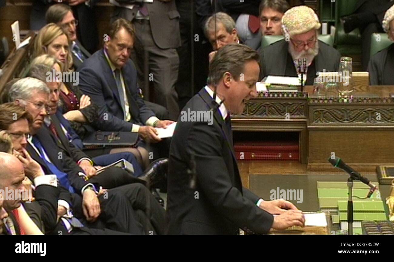Premierminister David Cameron spricht während einer Debatte über die Rede der Königin im Londoner Unterhaus. Stockfoto