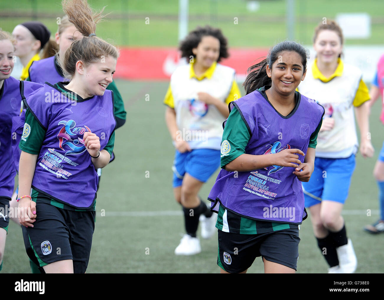 Fußball - Fußball-Liga weibliche Entwicklung Fußballfest - St. Georges Park Stockfoto