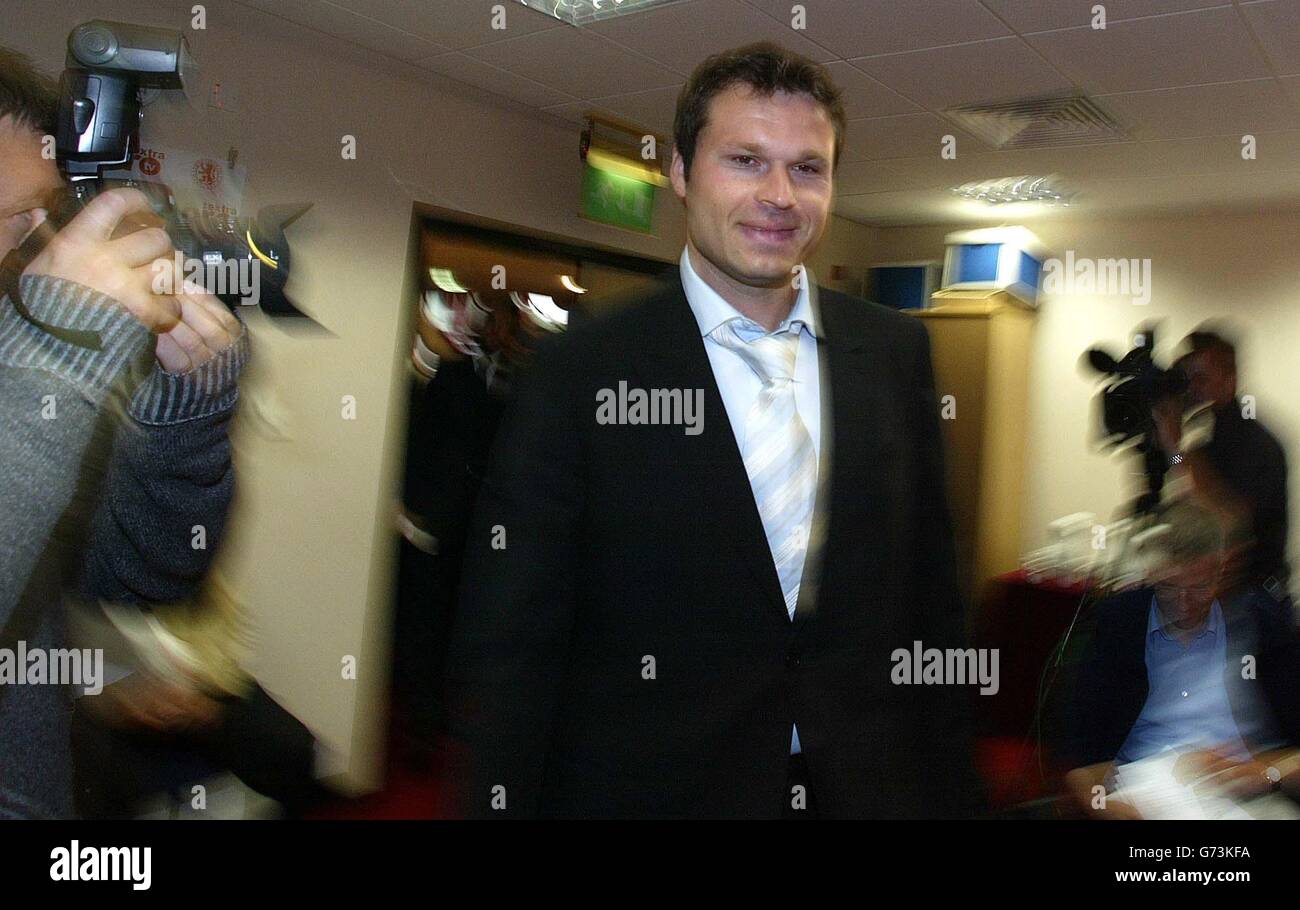 Mark Viduka unterschreibt für Middlesbrough Stockfoto