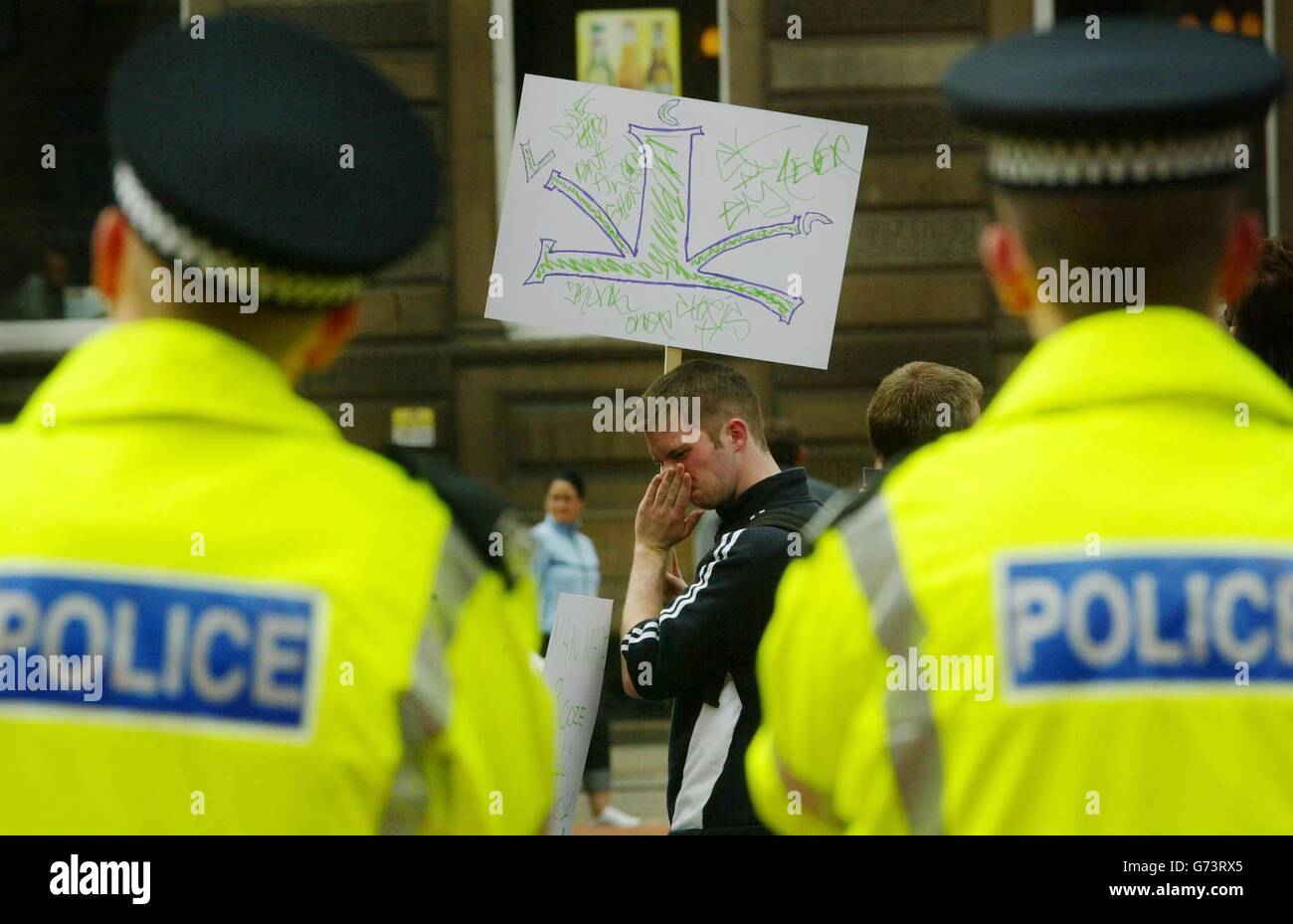 Der Smokey trägt pro-Cannabis-Picknick Stockfoto