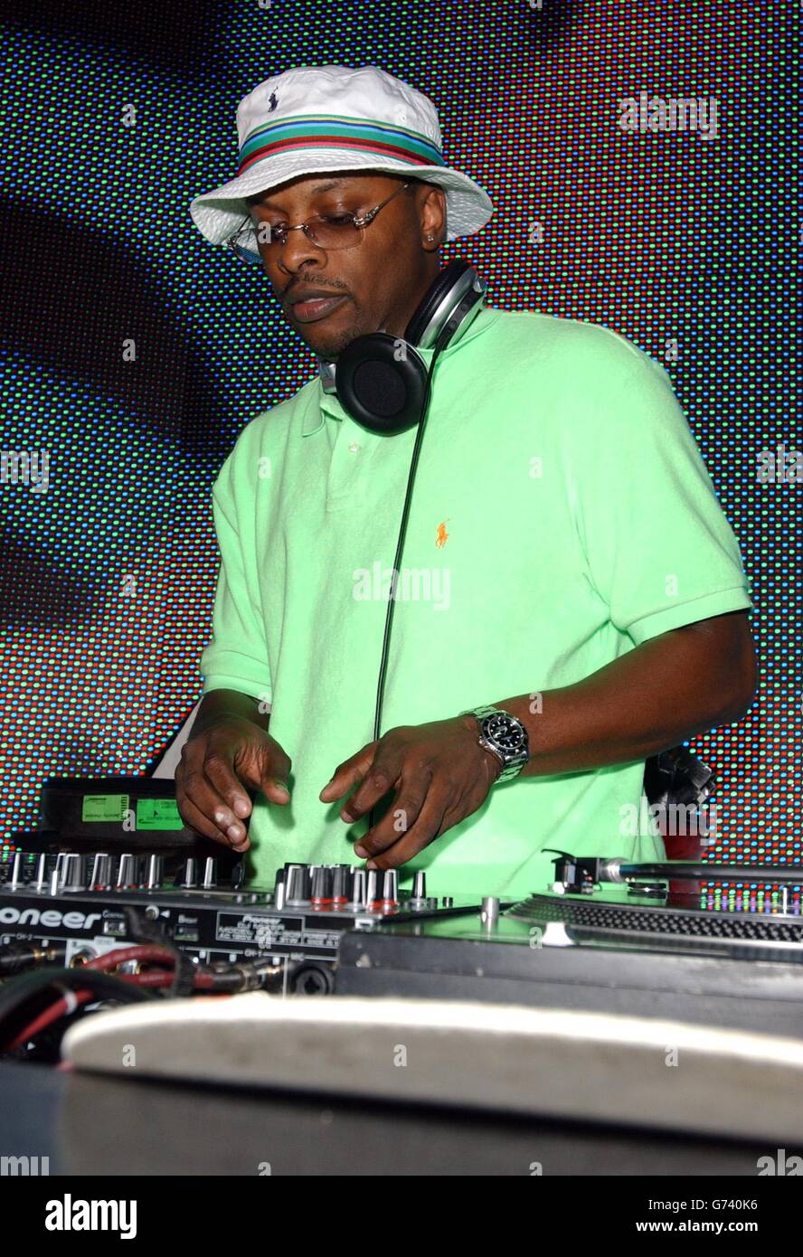 Jazzige Jeff dj's während der Aftershow-Party im Fabric, nach der UK-Premiere von I, Robot am Odeon Leicester Square. Stockfoto