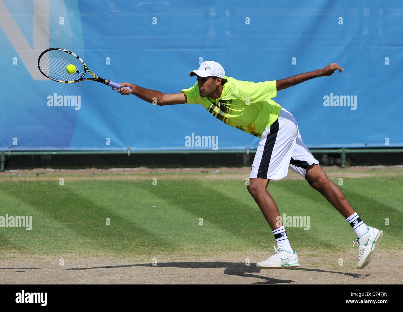Der US-Amerikaner Rajeev RAM im Einsatz gegen den Australier Samuel Groth während der AEGON Nottingham Challenge im Nottingham Tennis Center, Nottingham. Stockfoto