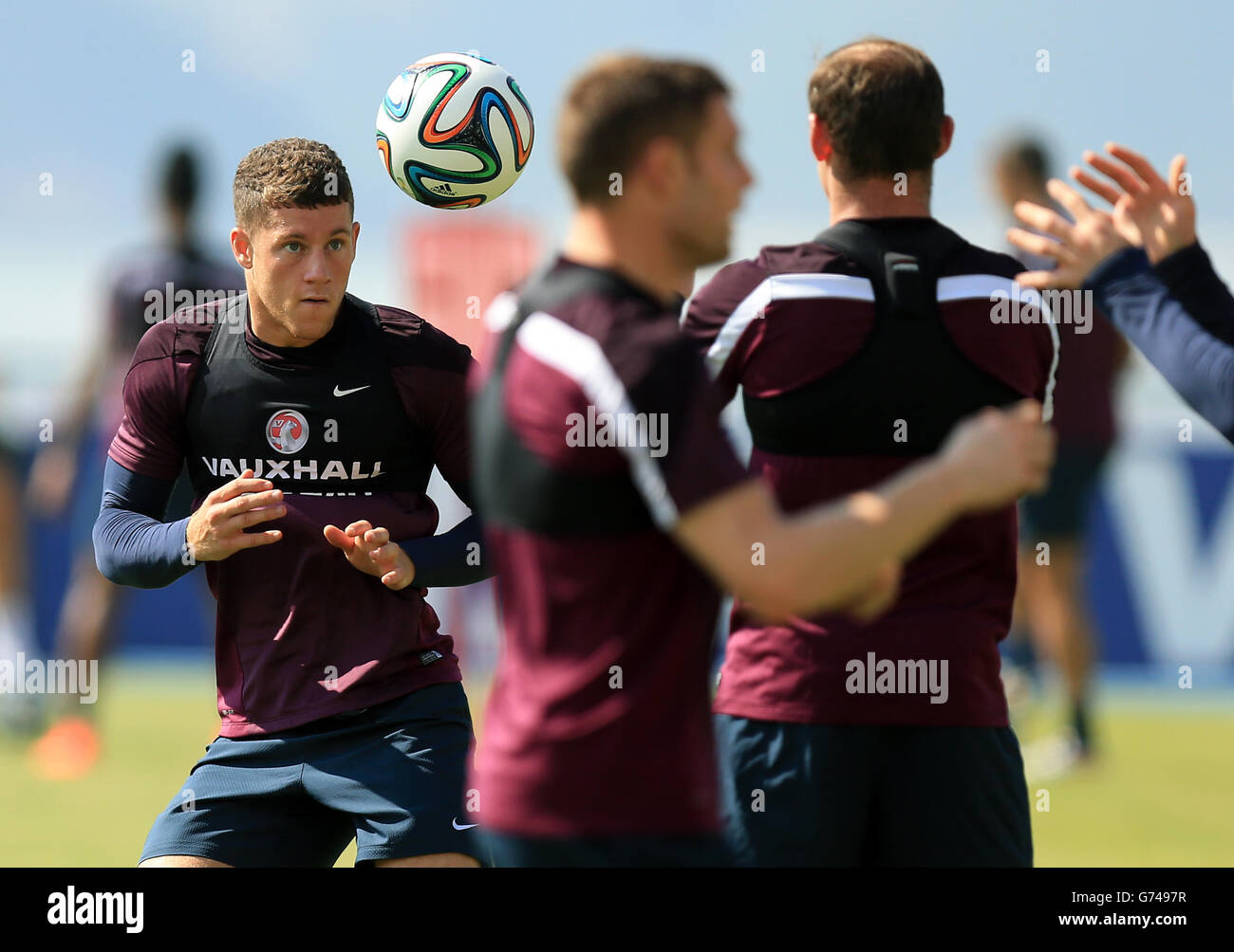 Fußball - FIFA WM 2014 - Gruppe D - Uruguay V England - England-Training und Pressekonferenz - Urca militärischen Training G... Stockfoto
