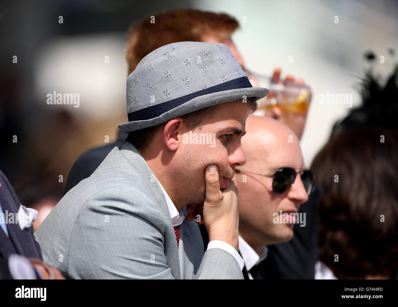 Pferderennen Sie - Investec Ladies Day 2014 - Epsom Downs Racecourse Stockfoto