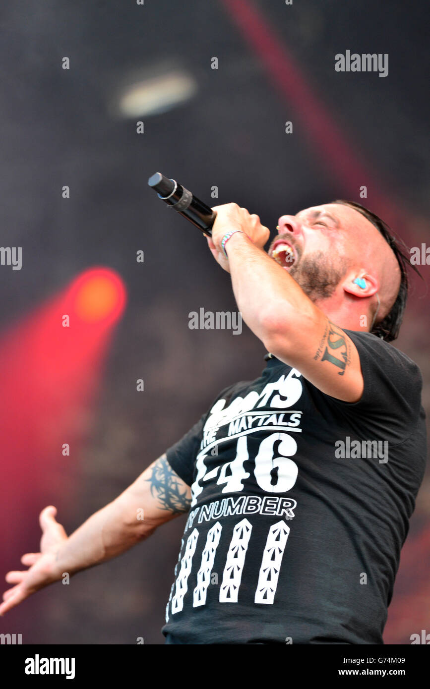 Download Festival 2014 - Tag Zwei - Donington Park. Jesse Leach von Killswitch Engage tritt am zweiten Tag des Download Festivals 2014 im Donington Park auf. Stockfoto