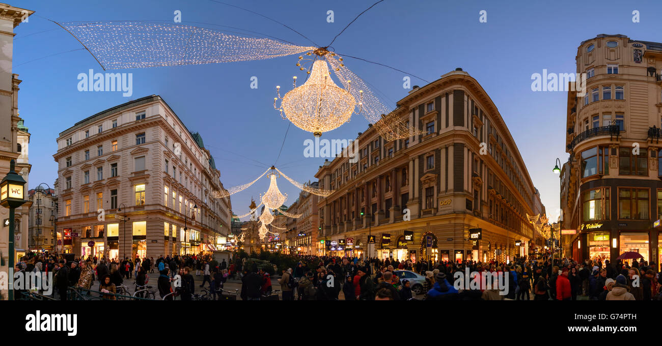 Fußgängerzone Graben mit Advent Lichter (Weihnachtsbeleuchtung), suchen Sie nach Pestsäule, Wien, Vienna, Austria, Wien, 01. Stockfoto