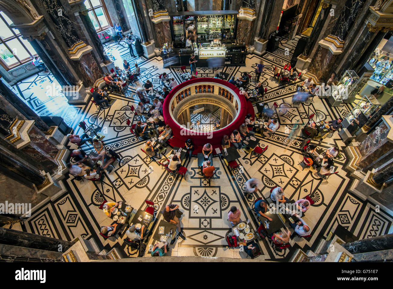 Cafe im Inneren des Kunsthistorischen Museums oder des Kunsthistorischen Museums, Wien, Österreich Stockfoto