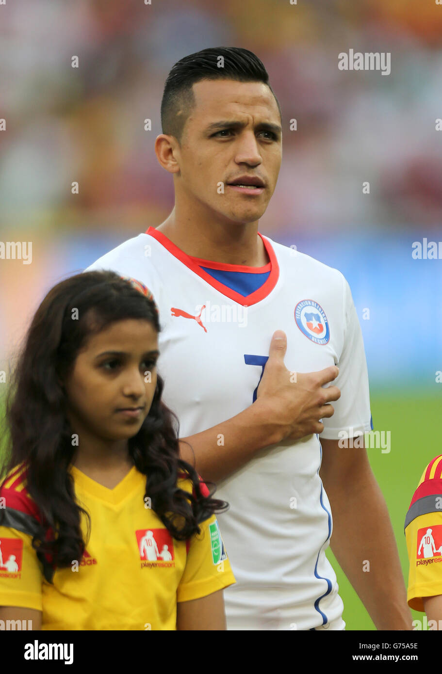 Fußball - FIFA WM 2014 - Gruppe B - Spanien gegen Chile - Maracana Stockfoto