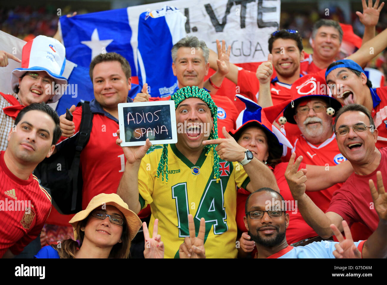 Fußball - FIFA WM 2014 - Gruppe B - Spanien gegen Chile - Maracana Stockfoto