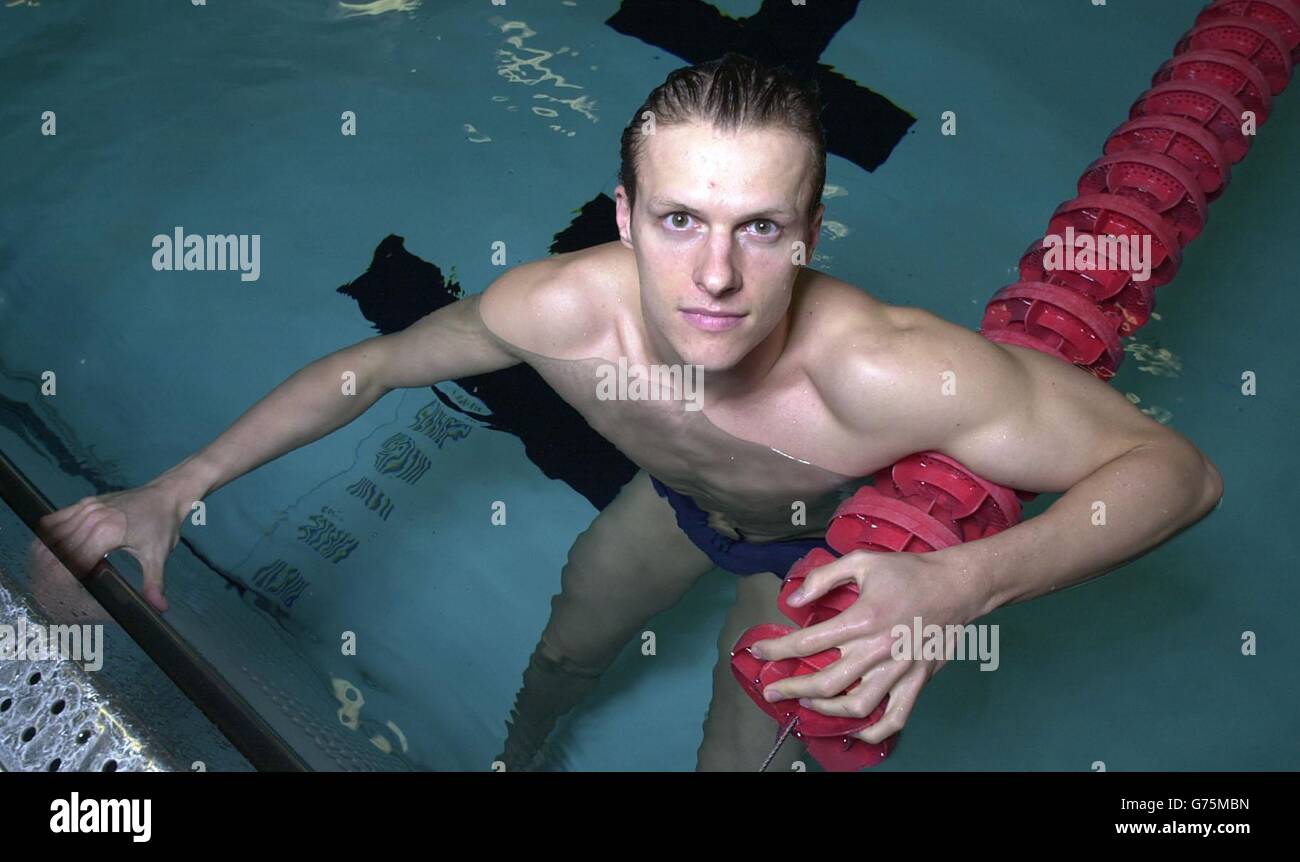 Adrian Turner im Trainingspool des Manchester Aquatic Centre Stockfoto
