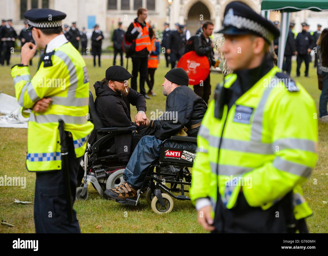 UK Uncut Aktivisten gezielt Stiefel Stockfoto