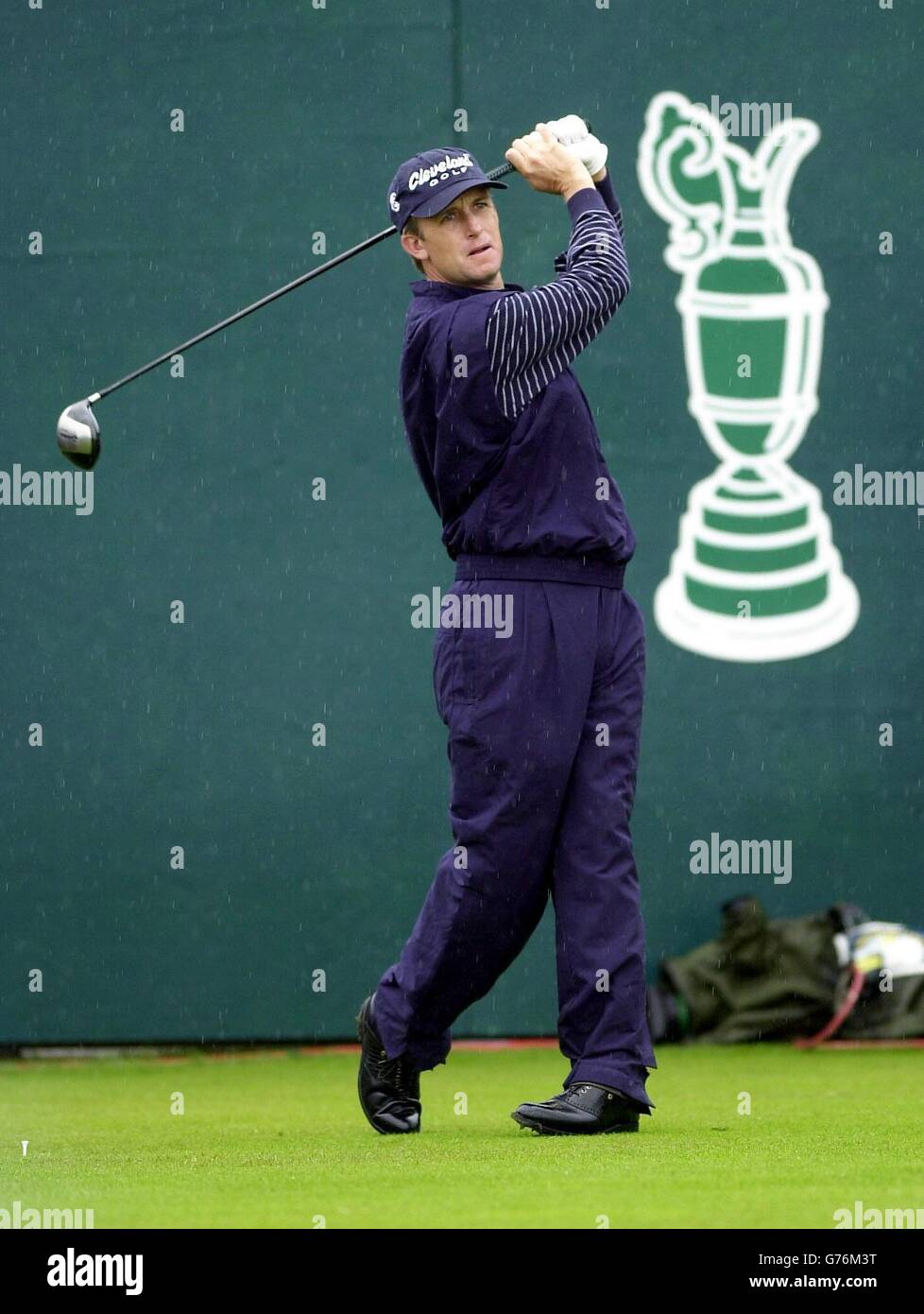 Der US-Amerikaner David Toms startet am ersten Tag am zweiten Tag der 131. Open Championship in Muirfield, Schottland. Stockfoto