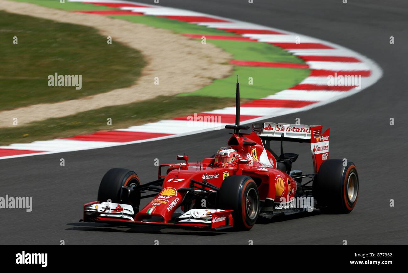 Jules Bianchi fährt einen Ferrari während der Mid Season Testing auf Silverstone Race Track, Towcester. Stockfoto