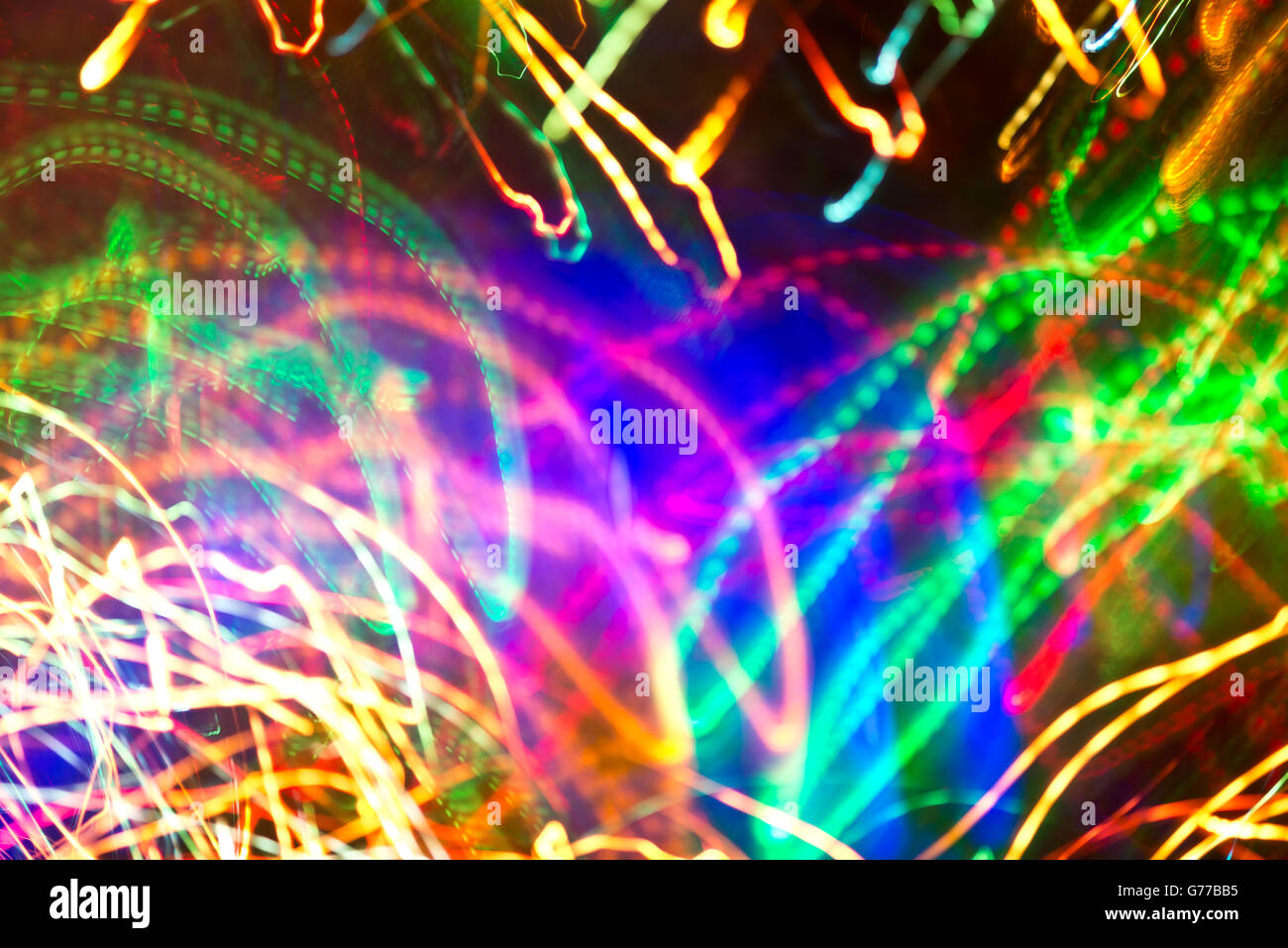 Multicolor Bokeh bewegte Unschärfe Hintergrund (Weihnachtsbeleuchtung) Stockfoto