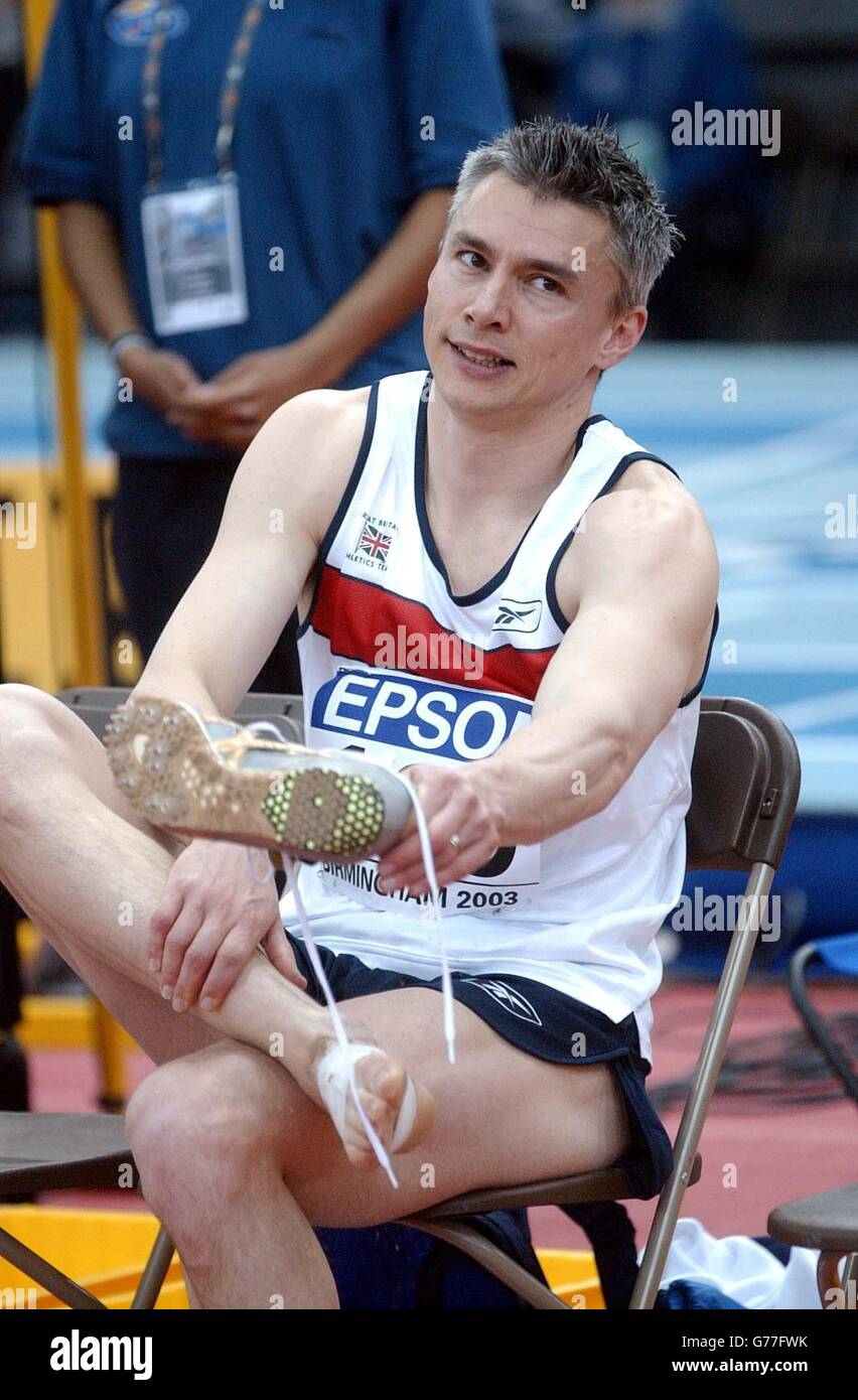 Jonathan edwards triple jump Fotos und Bildmaterial in hoher