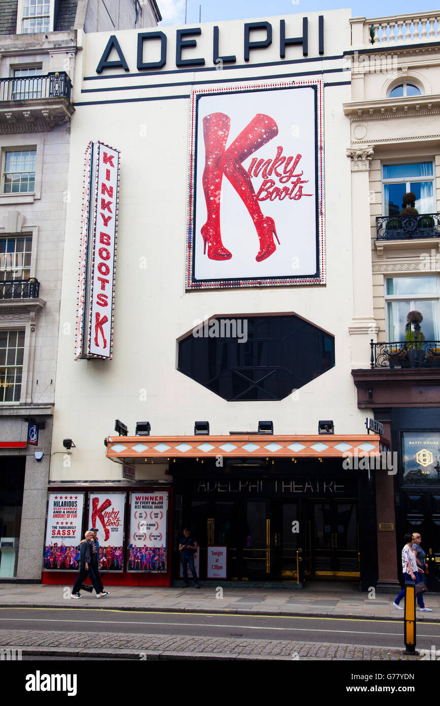 Adelphi Theatre, The Strand, London, UK. Während einer Produktion des musikalischen "Kinky Boots". Stockfoto