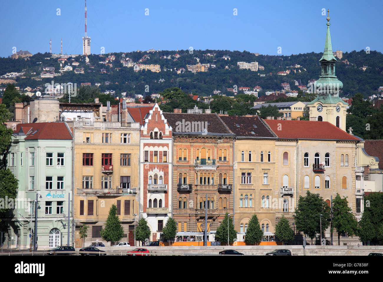 Ungarn, Budapest, Buda Skyline, Hügel, Straßenszene, Stockfoto