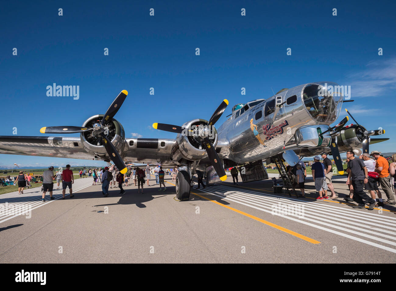 Sentimental Journey, B - 17G Flying Fortress Bomber Flügel über Springbank, Springbank Airshow, Alberta, Kanada Stockfoto