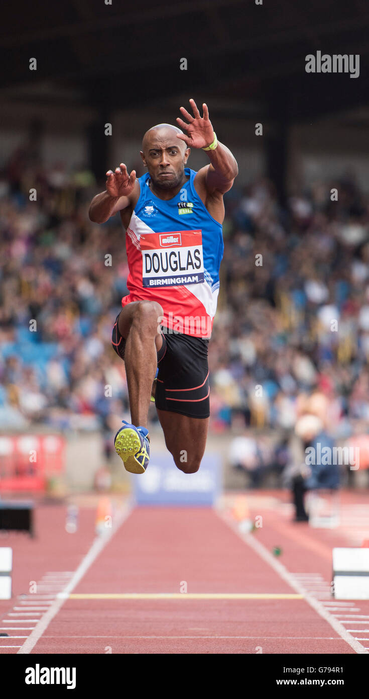 Alexander-Stadion, Birmingham, UK. 25. Juni 2016. Der britischen Leichtathletik-Weltmeisterschaft 2016. Nathan Douglas konkurriert in der Mens Triple Jump Finale bei der britischen Leichtathletik-Weltmeisterschaft in Birmingham. Bildnachweis: Aktion Plus Sport/Alamy Live-Nachrichten Stockfoto